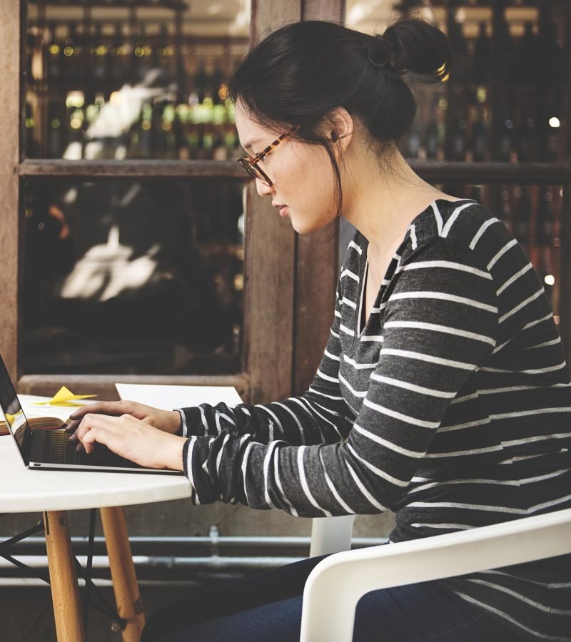 Career woman laptop searching research connection technol pke3njq.jpg